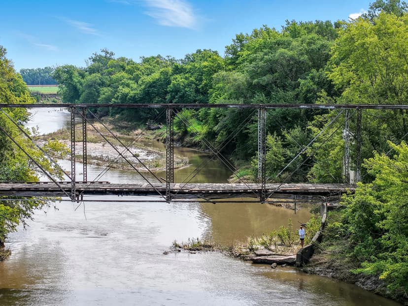 Big Blue River Paradise