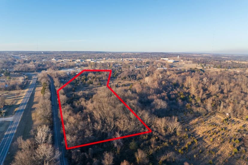 12 E 151st St S, Coweta, OK 74429