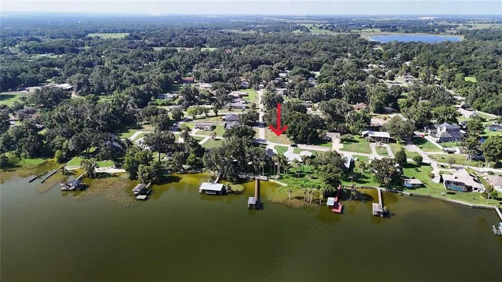 Vacant Land in Yalaha - Yalaha, Florida, 34797