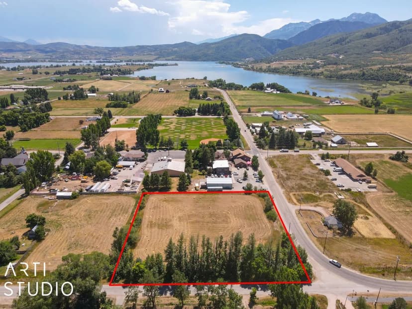 Land -Single Family Acreage in Eden