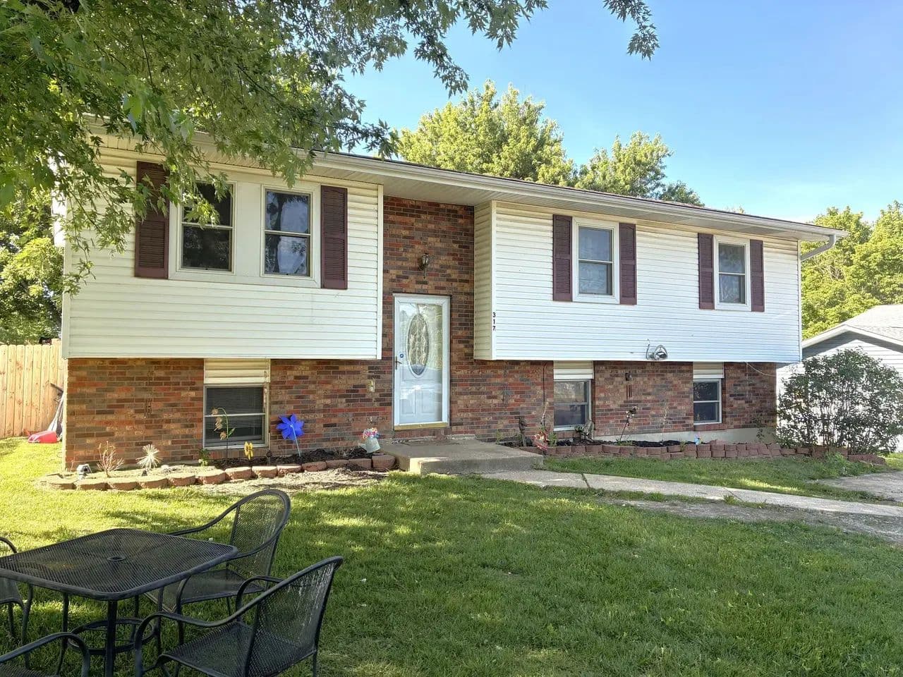 Beautiful 5-Bed Home in Desloge, MO - Desloge, Missouri, 63601