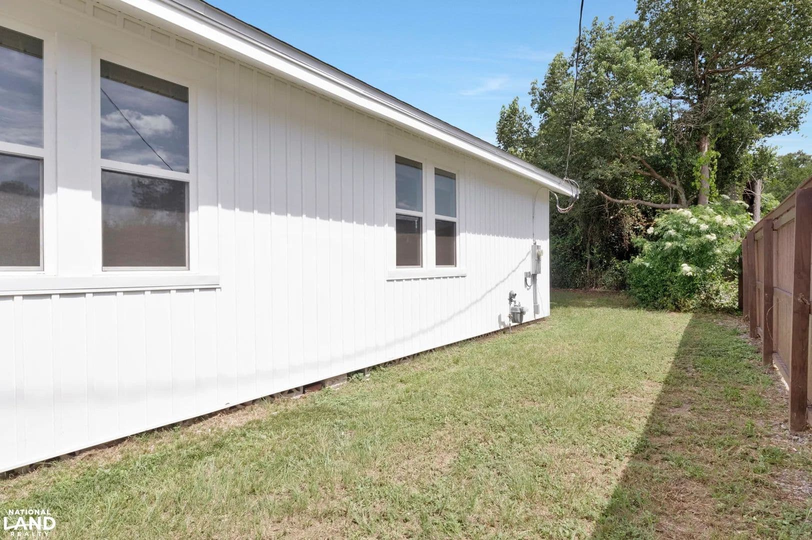 Remodeled Cottage in Downtown Milton Zoned Commercial - Milton, Florida, 32570