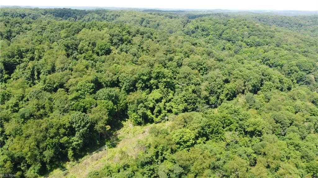 Land -Agricultural (Not Zoned) in Chester - Chester, West Virginia, 26034