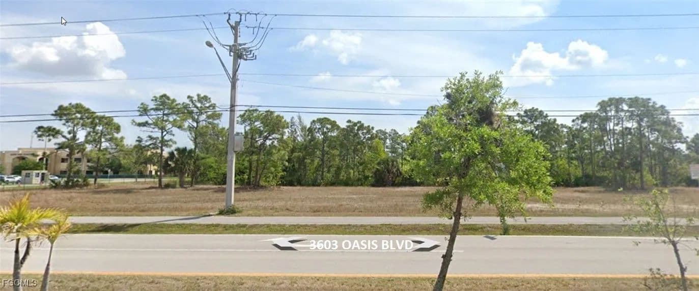 Vacant Land in Cape Coral - Cape Coral, Florida, 33914