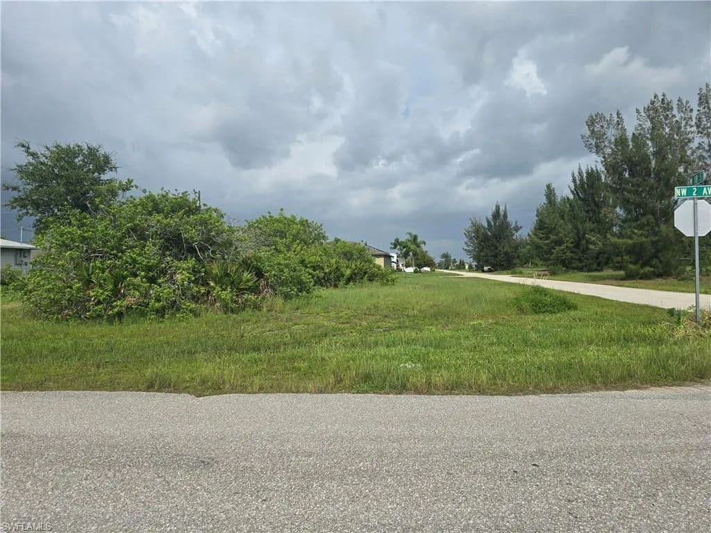Vacant Land in Cape Coral - Cape Coral, Florida, 33993