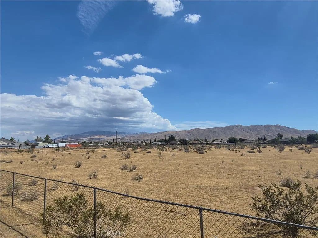 Vacant Land in Apple Valley - Apple Valley, California, 92308