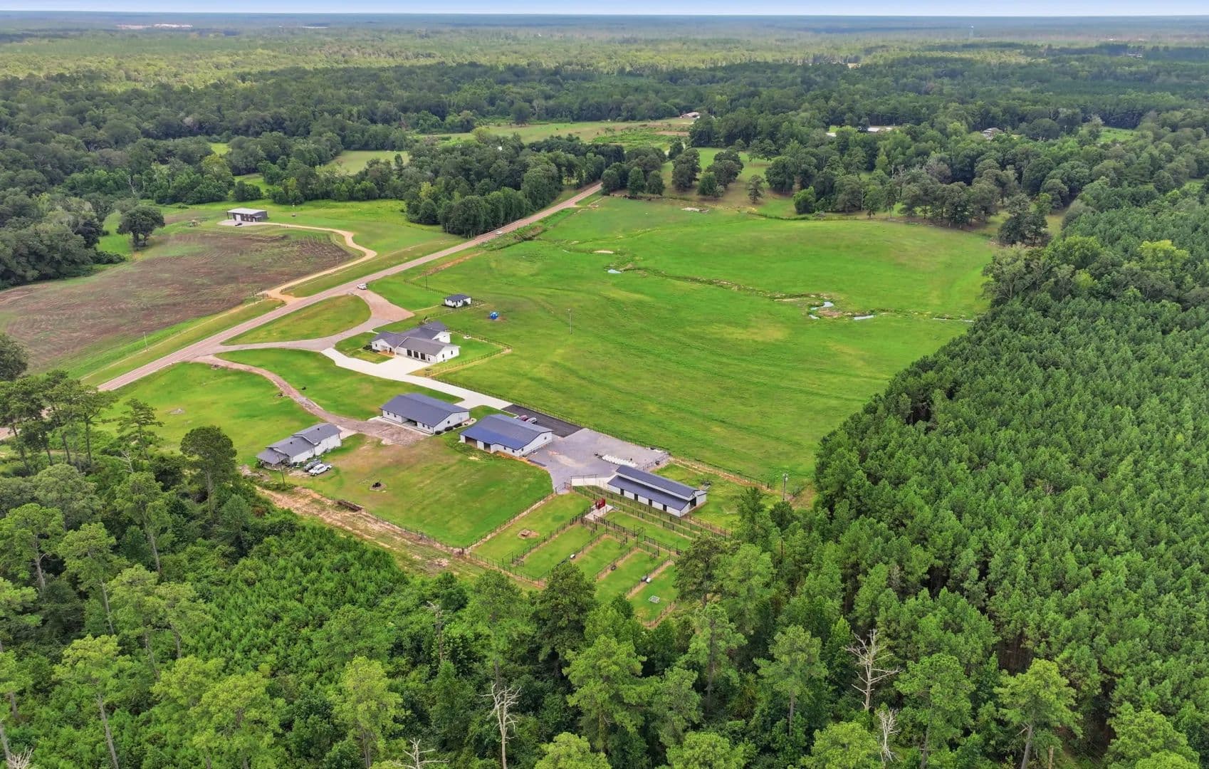 28 Acre Home Estate in Lincoln County at 612 Southeast Hwy 51 in Bogue Chitto, MS - Bogue Chitto, Mississippi, 39629