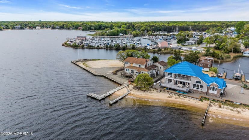 Property from 119 Harbor Court - KW