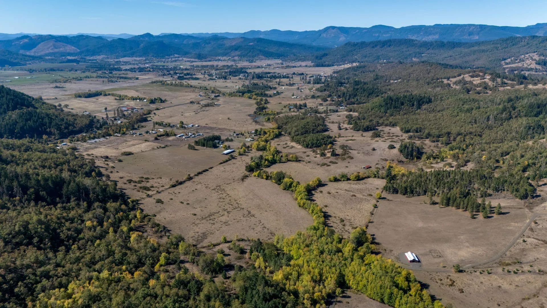 Large Acreage Income Producing Ranch - Roseburg, Oregon, 97471