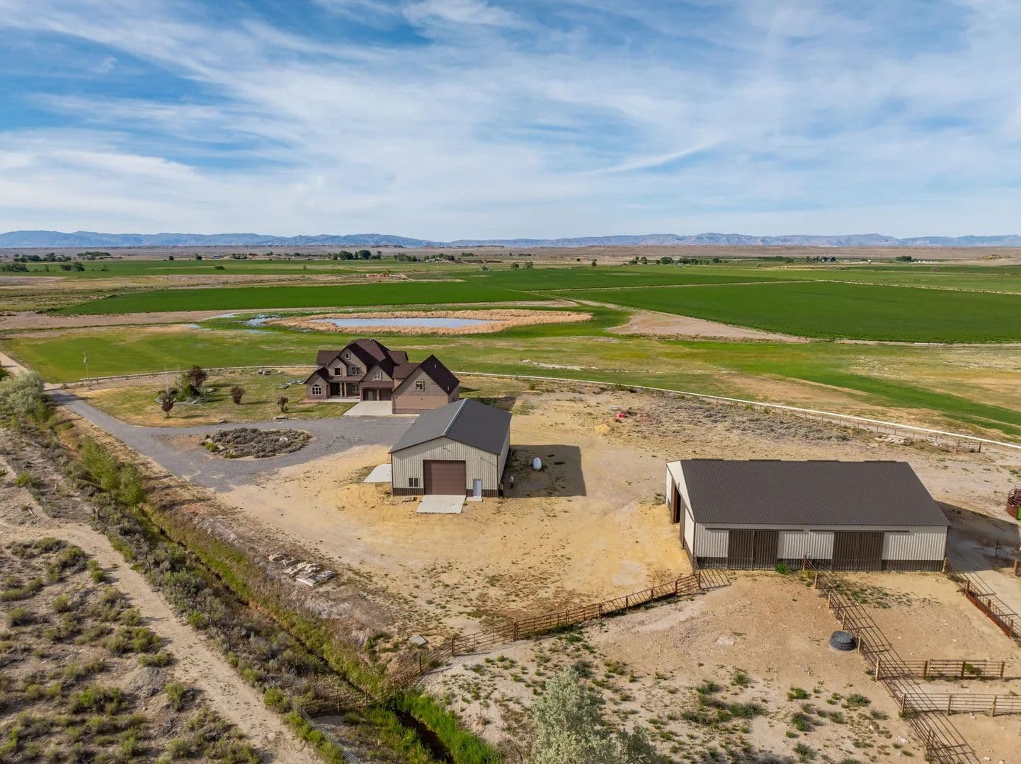 Hat Bar Cattle Headquarters - land for sale