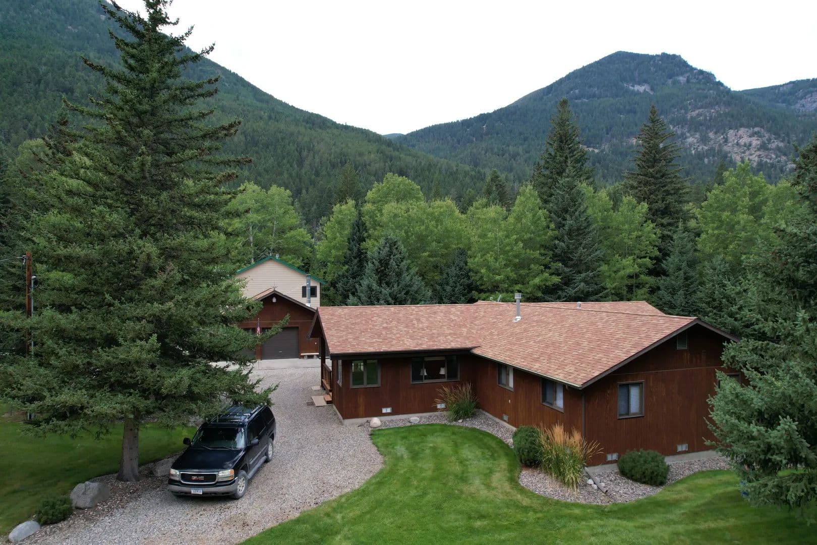 Moose Haven Lodge - Mcleod, Montana, 59052