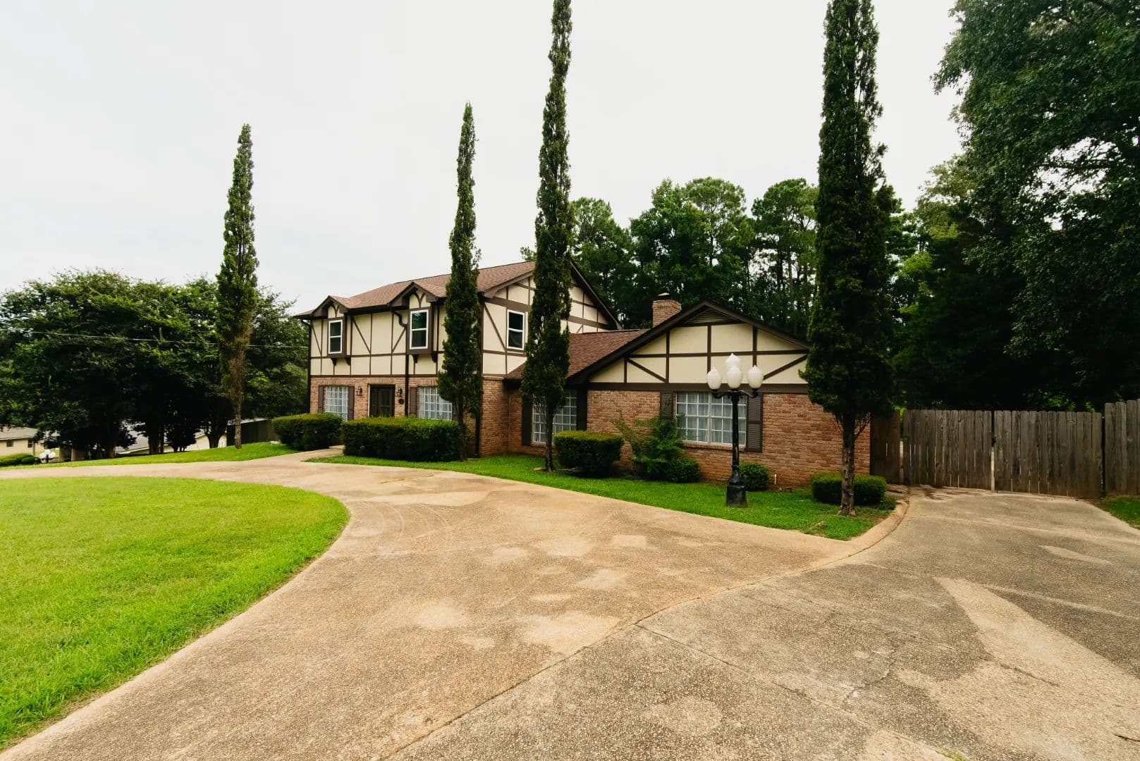 1.2 Acres with a Home in Lauderdale County, MS  - Meridian, Mississippi, 39305