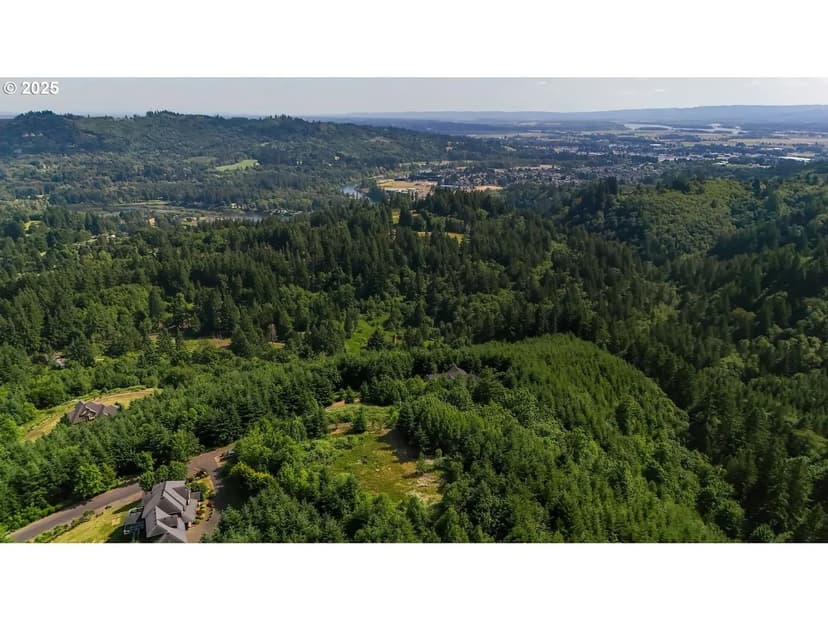 Property from 202 PINERIDGE DR - KW