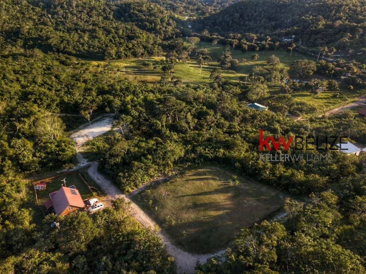 0.28 Acres of Land for Sale in Santa Elena, Cayo District - land for sale