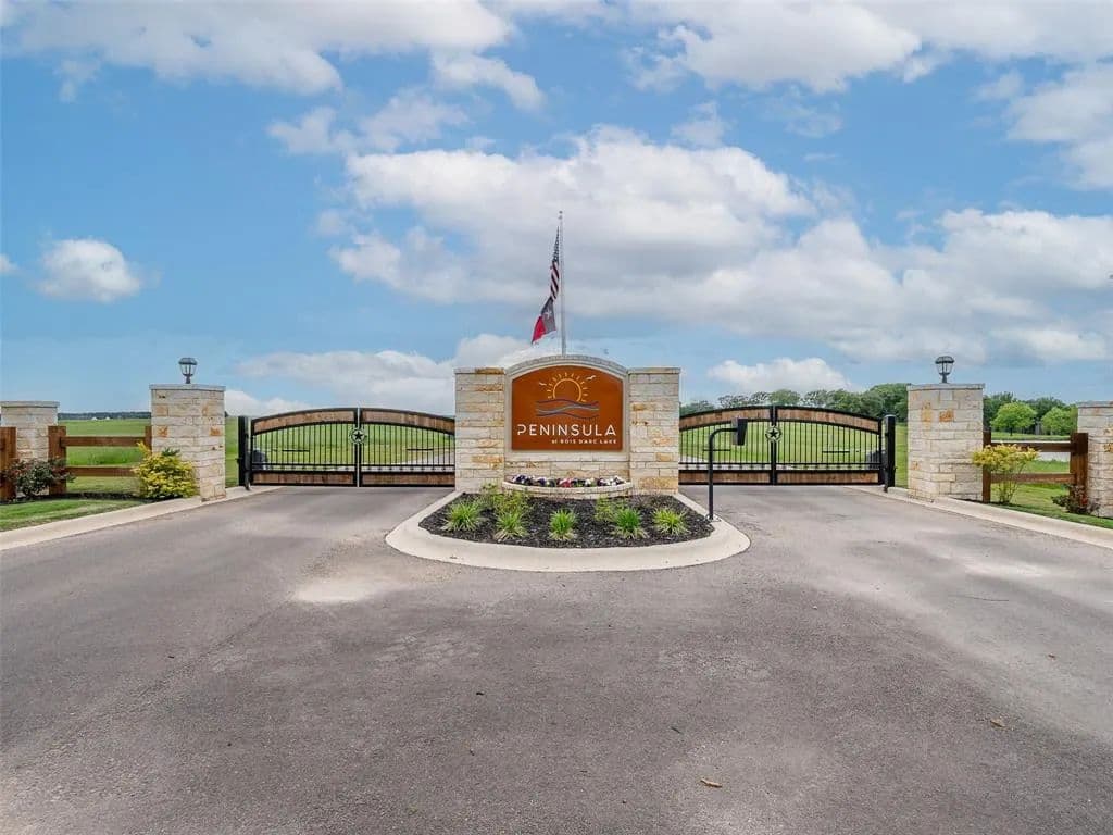 Vacant Land in Honey Grove - Honey Grove, Texas, 75446