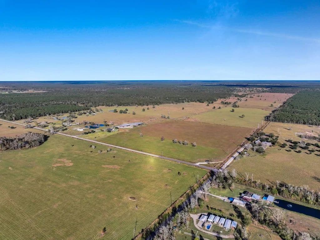Vacant Land in Hull - Hull, Texas, 77564