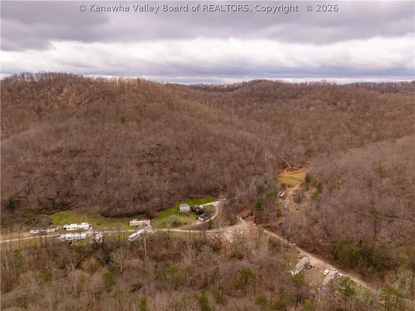 Lots & Land-Other in Elkview