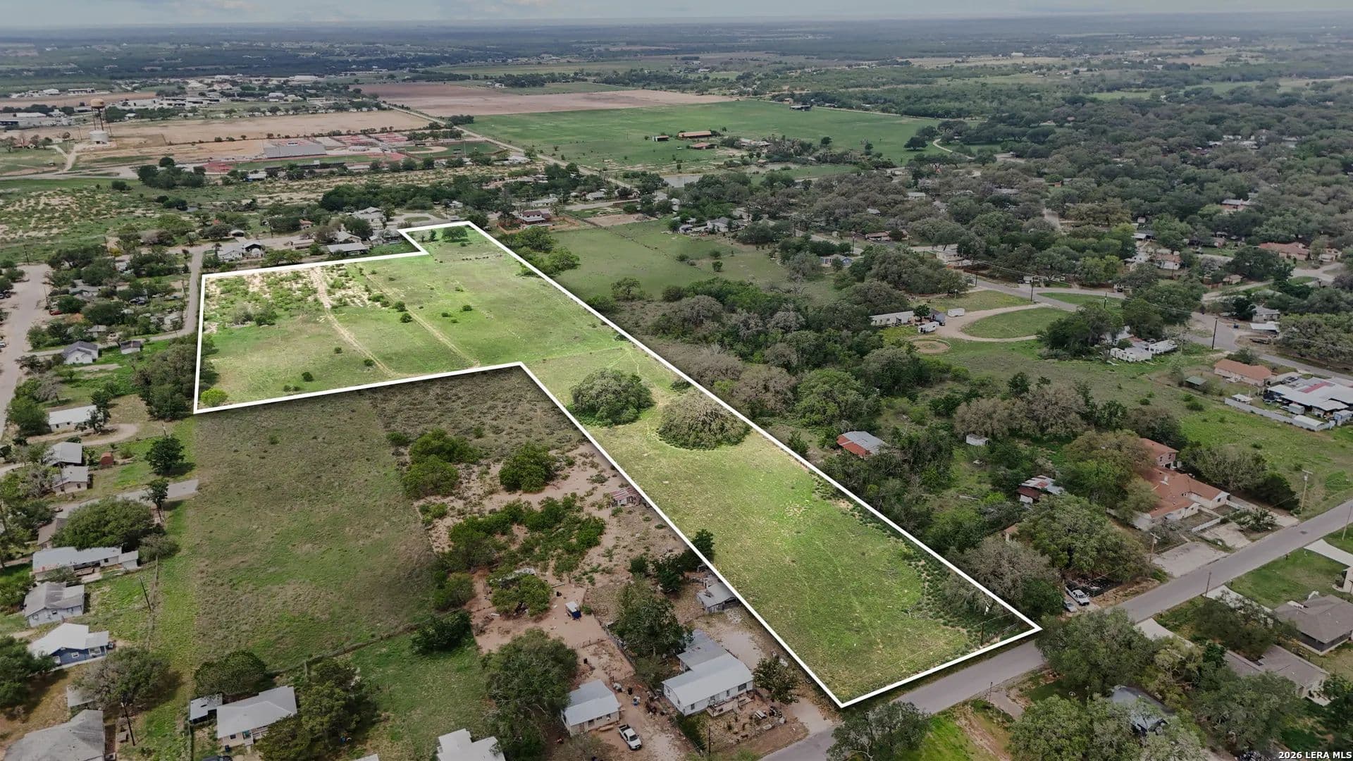 11.4 Acres of Land for Sale in Devine, TX - Devine, Texas, 78016