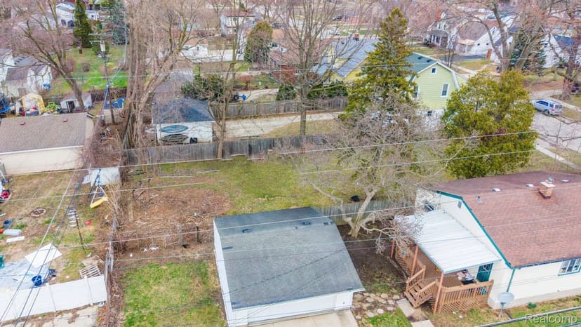 Property from 5452 Kingston - KW