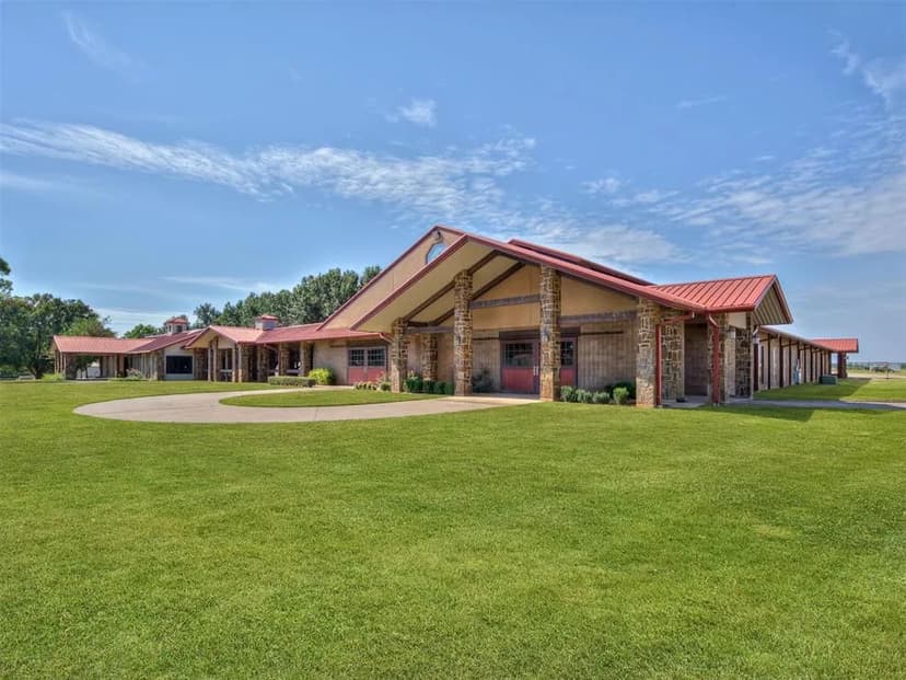 Flag Ranch - Premier Breeding and Training Facility 