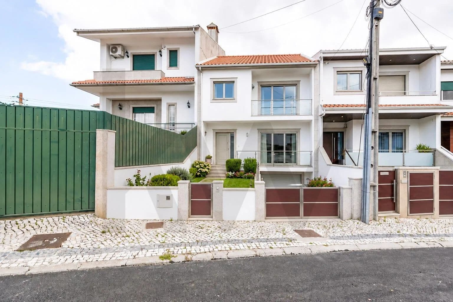 204 Acres of Land for Sale in São João da Madeira, São João da Madeira - land for sale