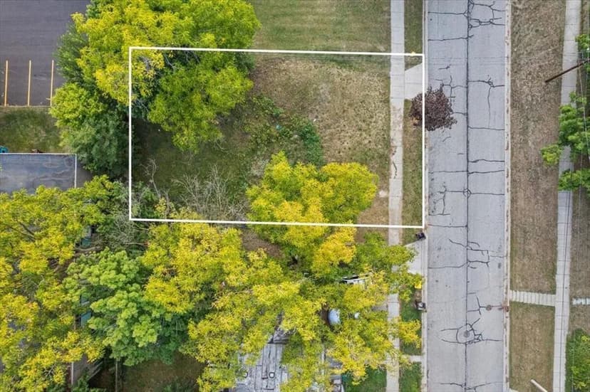 Lots & Land-Other in Ionia