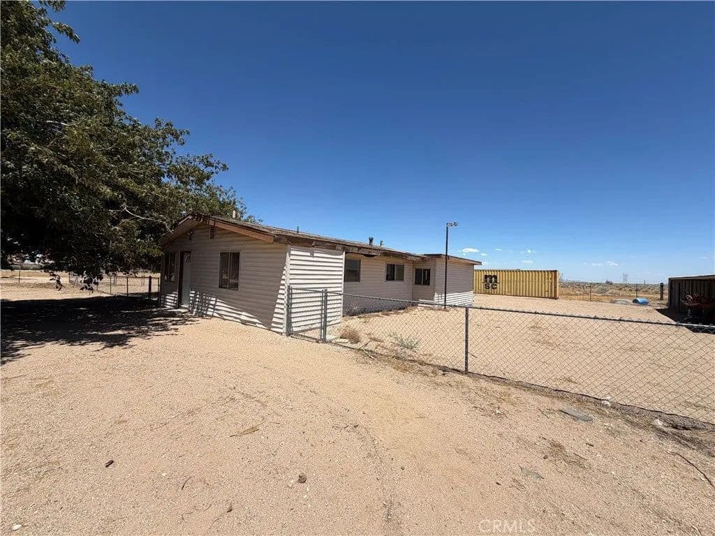 Lots & Land-Other in Victorville - Victorville, California, 92371