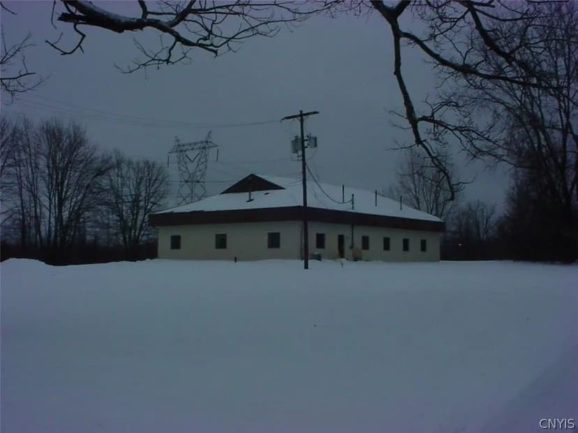 Land -Single Family Acreage in Clay