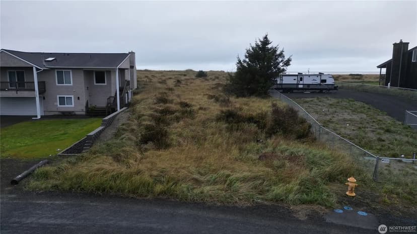 Vacant Land in Ocean Park