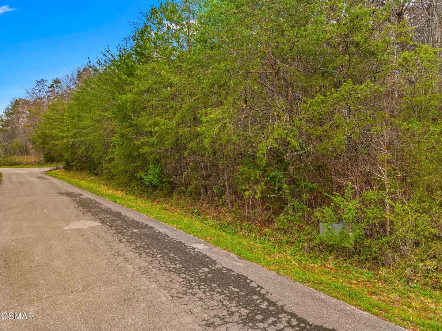1.04 Acres of Land for Sale in Newport, TN - Newport, Tennessee, 37821