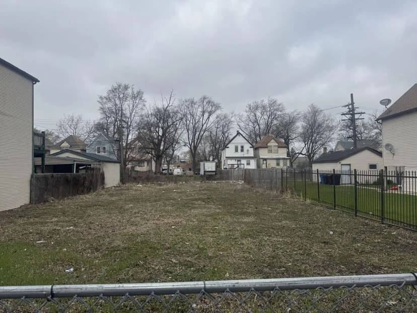 Land -Industrial in Chicago