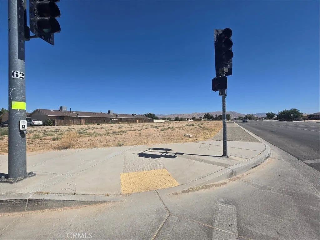 Lots & Land-Other in Apple Valley - Apple Valley, California, 92308