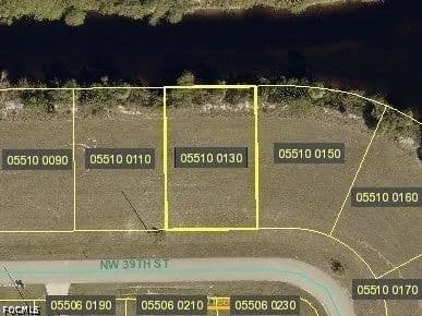 Lots & Land-Other in Cape Coral - Cape Coral, Florida, 33993