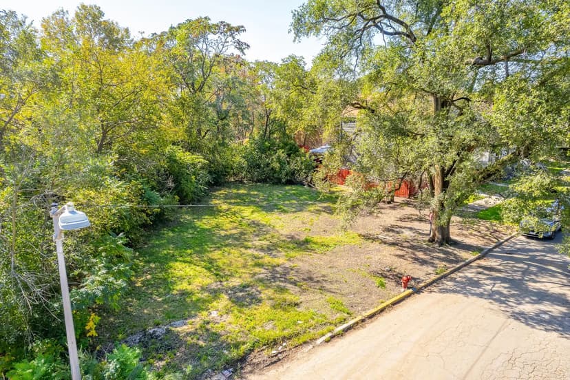 Property from 321 E 120th Place - KW