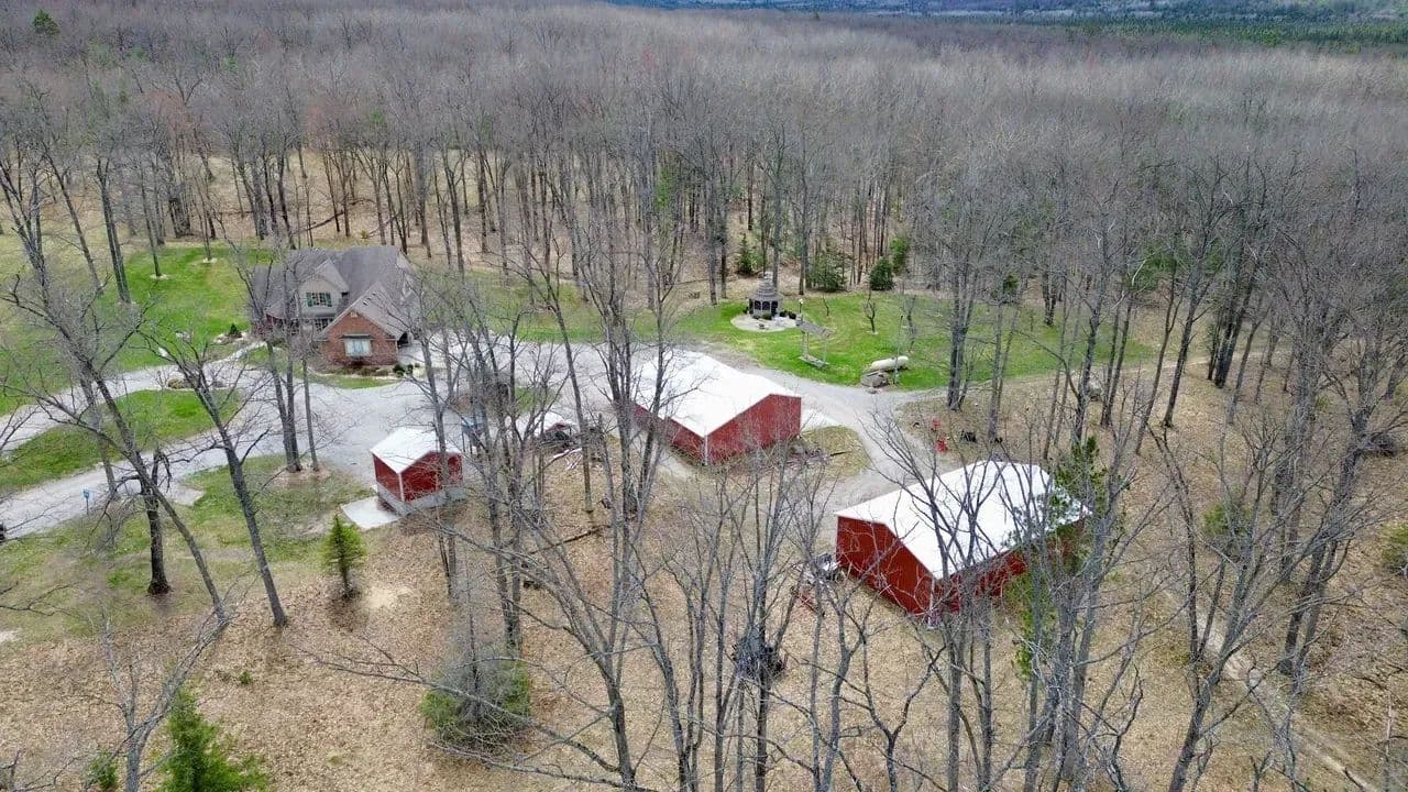 R & R Ranch / 167 +/- Acres / 10838 Broad Road, Lachine, MI 49753 / 5 bd, 3 full ba, 2 half ba, 4,132 +/- Sq Ft. - Lachine, Michigan, 49753