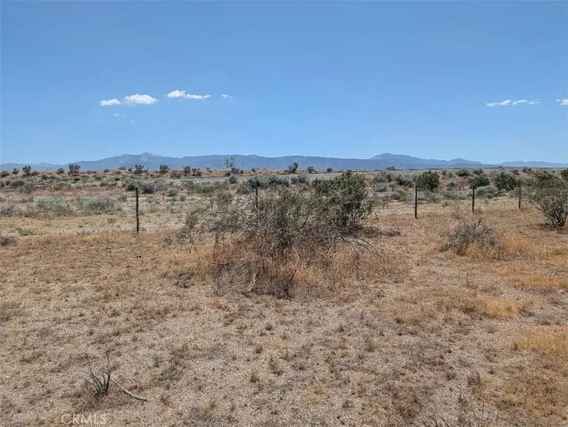 Property from 4 Avenue Xave #X2 - KW