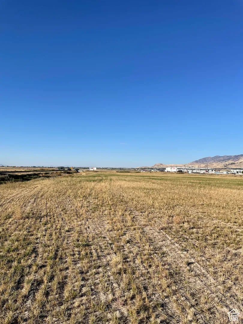 Land -Industrial in Logan