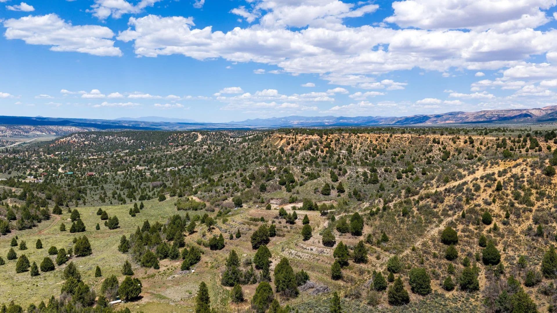 Land -Single Family Acreage in Alton - Alton, Utah, 84710