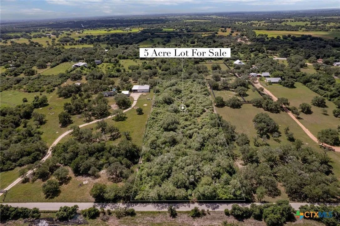 5 Acres of Land for Sale in Victoria, TX - Victoria, Texas, 77905