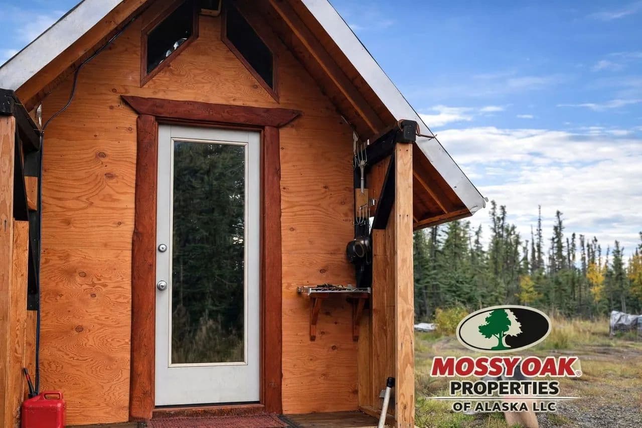 79166 JACKSON RD HEALY AK 99743 - Healy, Alaska, 99743