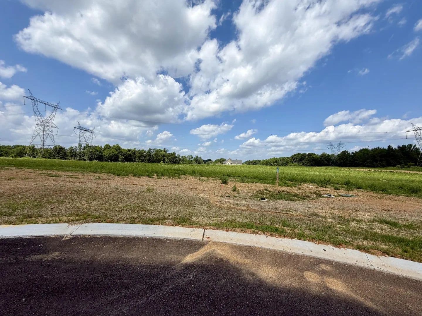 Land -Single Family Acreage in Clarksville - Clarksville, Tennessee, 37043