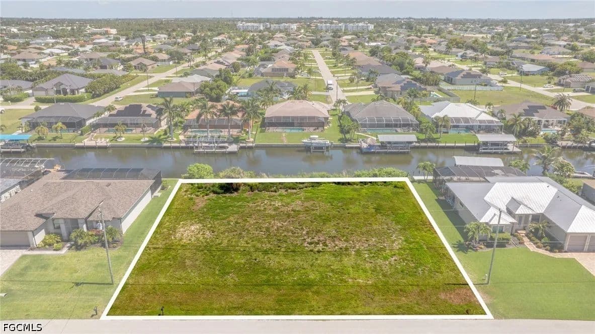 Property from 2201 SW 28th Terrace - KW - Cape Coral, Florida, 33914