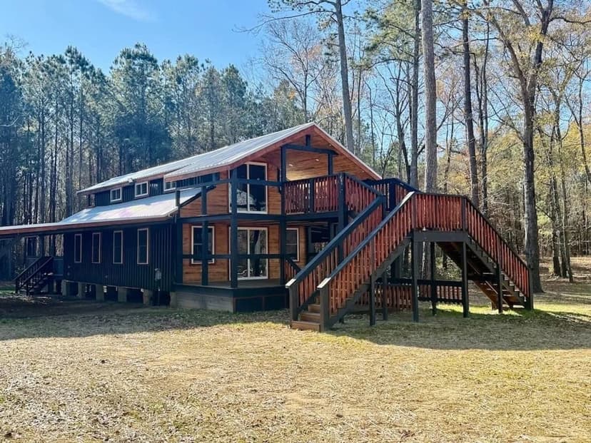 Premier 42.76 Acre Riverfront Retreat Featuring Renovated Home & Hunting Cabin in Edgecombe County, NC!