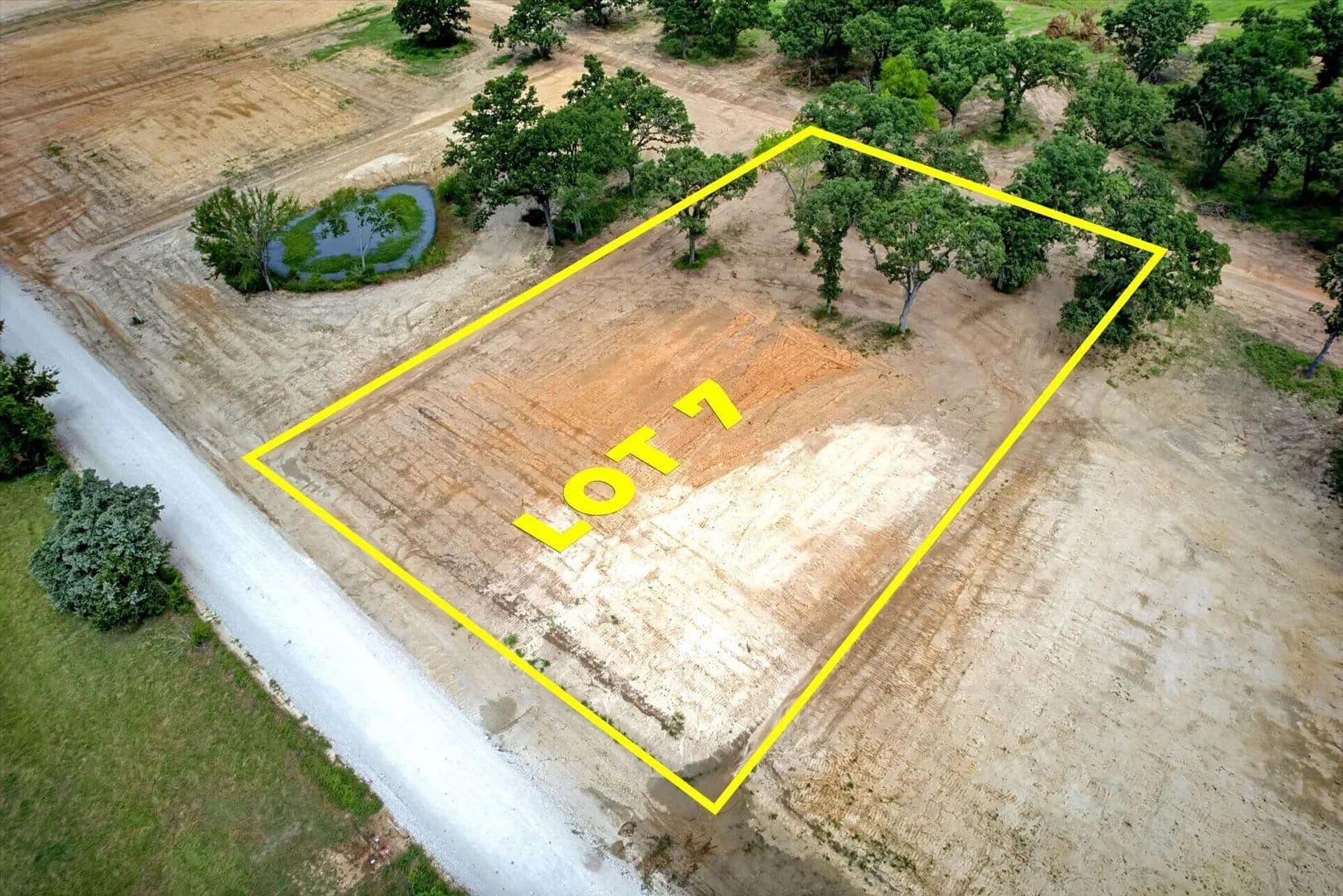 1 Acre of Land for Sale in Whitesboro, TX - Whitesboro, Texas, 76273