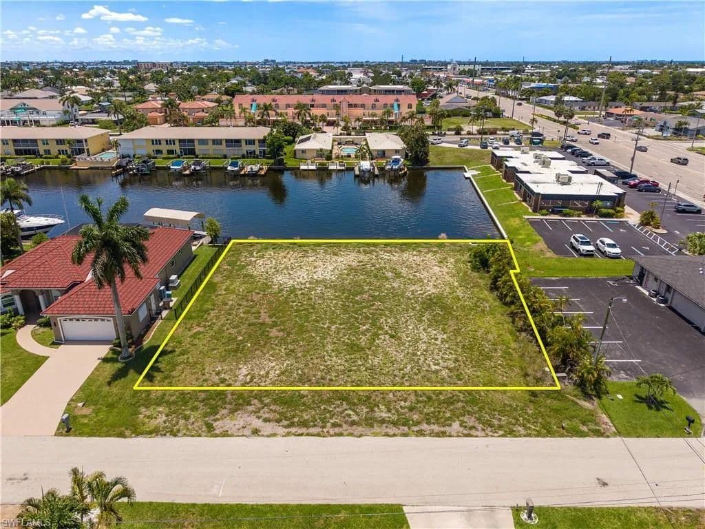 0.37 Acres of Land for Sale in CAPE CORAL, FL - Cape Coral, Florida, 33904