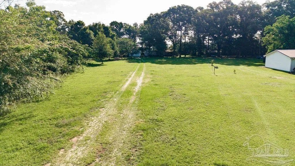 1.5 Acres of Land for Sale in Jay, FL - Jay, Florida, 32565
