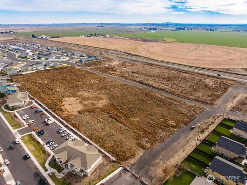 Lots & Land-Other in Othello