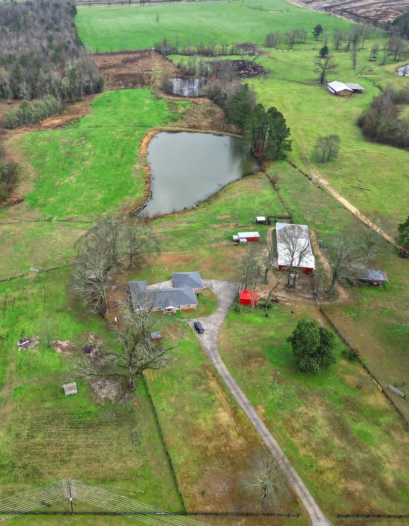 29 Acres with a Home in Jones County at 1837 HWY 588 in Ellisville, MS