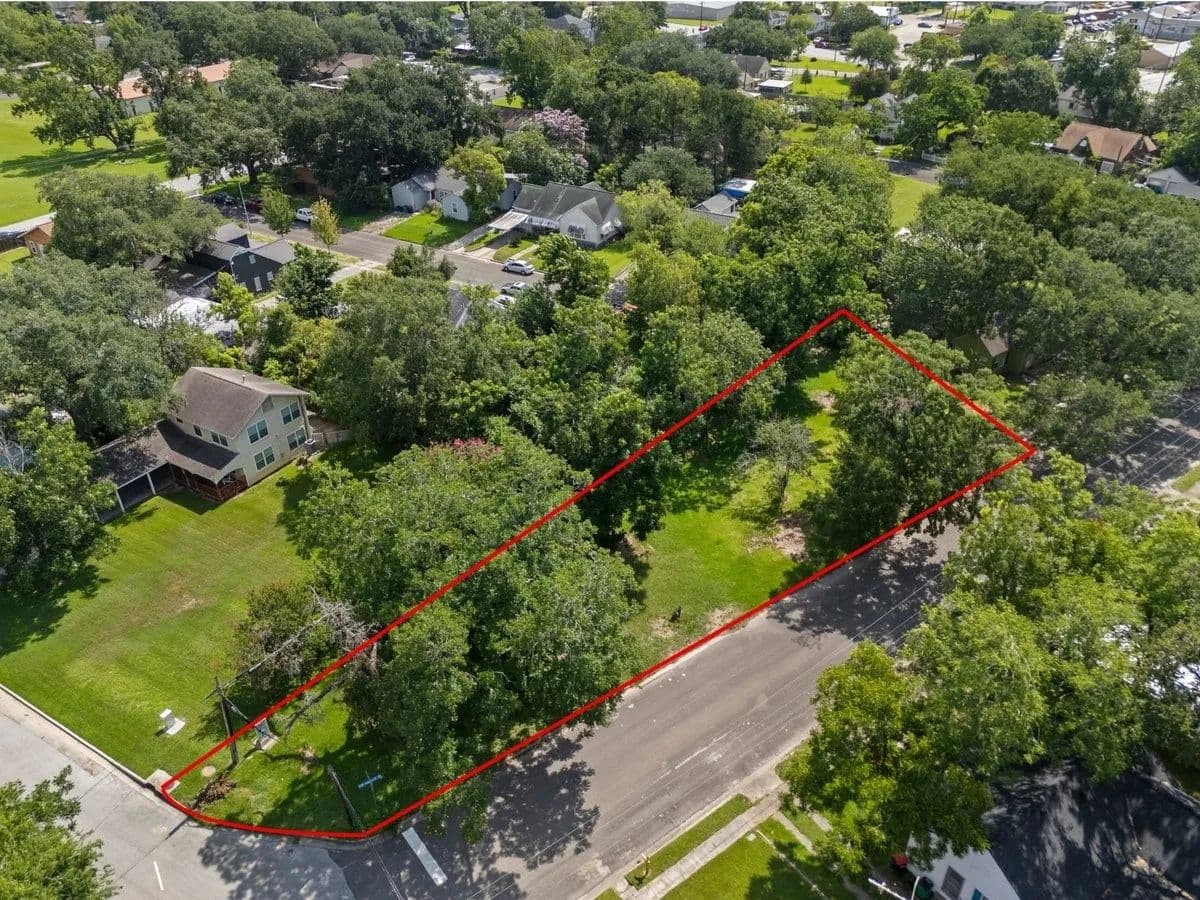 Vacant Land in Baytown - Baytown, Texas, 77520