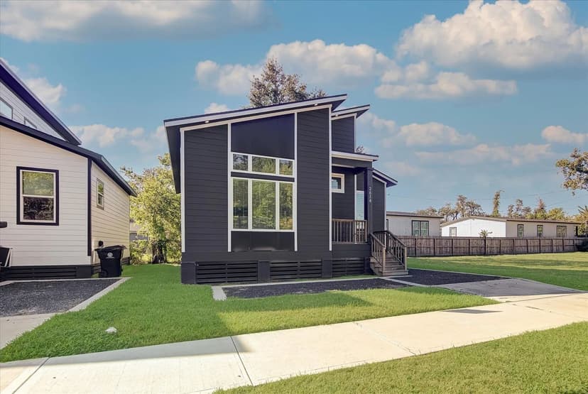 Property from 2614 Noble Street - KW